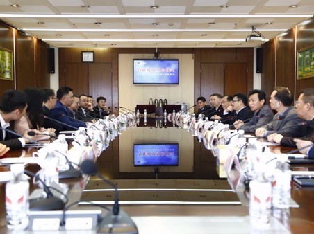 深圳CA88集团和湖北宜化集团签署投资相助协议